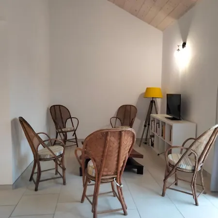 Сasa de vacaciones Bordeneuve *